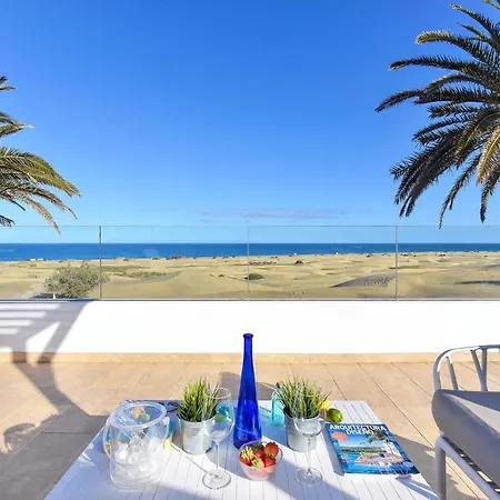 Villa Sahara - *